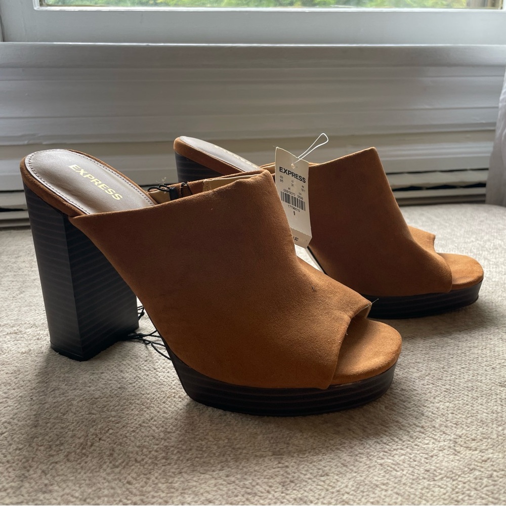 Express Women's Brown Block Heel Mules